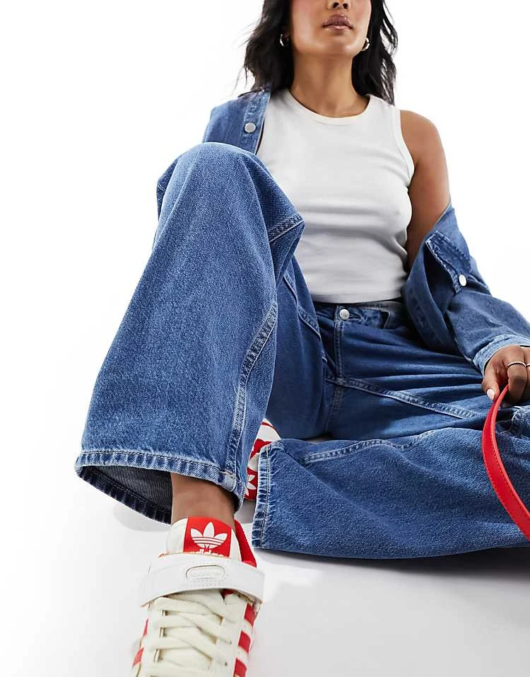 Calvin Klein Jeans 90's Straight Jean In Mid Wash For Women Denim Medium 5 Calvin Klein Jeans 90's Straight Jean In Mid Wash For Women Denim Medium - Image 5