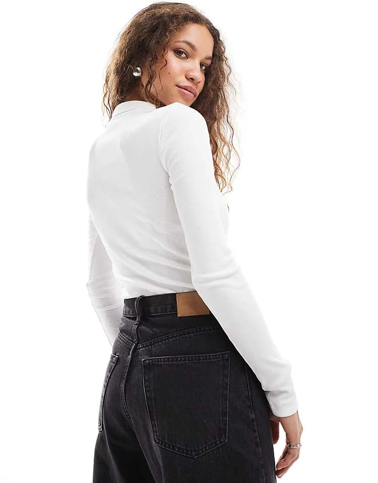 Calvin Klein Jeans Woven Label Bodysuit In White For Women Bright White 4 Calvin Klein Jeans Woven Label Bodysuit In White For Women Bright White - Image 4